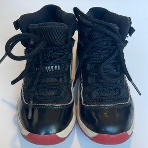 Kids Nike Air Jordan 11 Retro 'Bred' 2019  (378039-061) Size 11C